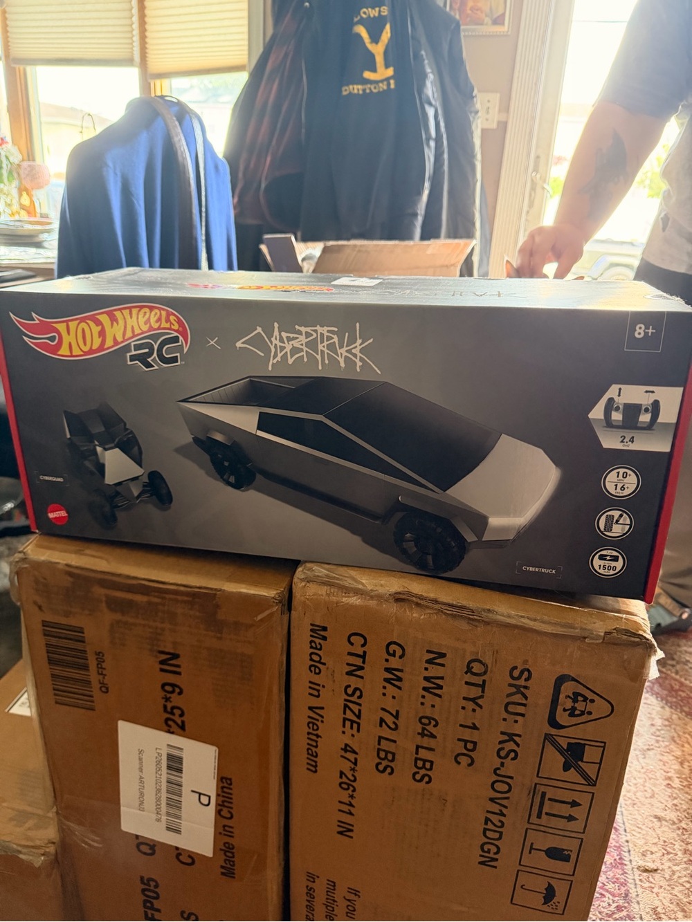 Hot Wheels RC x Cybertruck Remote Control Vehicle - Gray